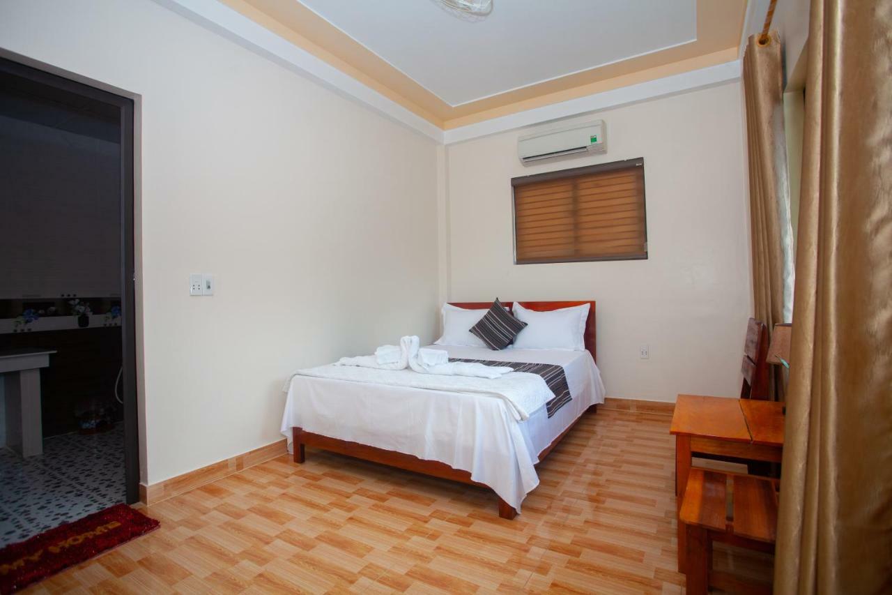 Applebee'S Homestay Phong Nha Exterior photo